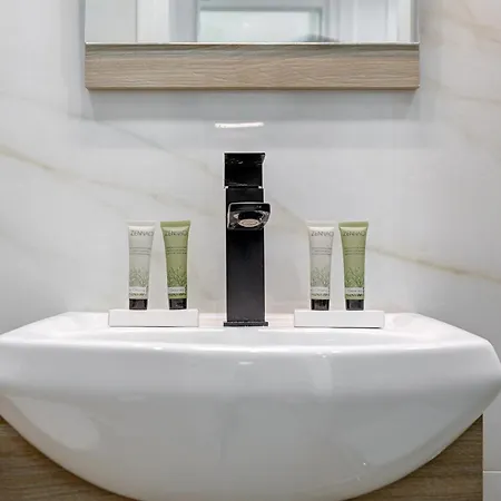 Sur Les Champs Elysees Appartement *